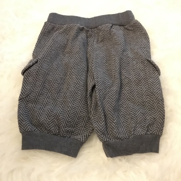 2T Boy Uniqlo Herringbone Jogger Shorts - Picture 5 of 5